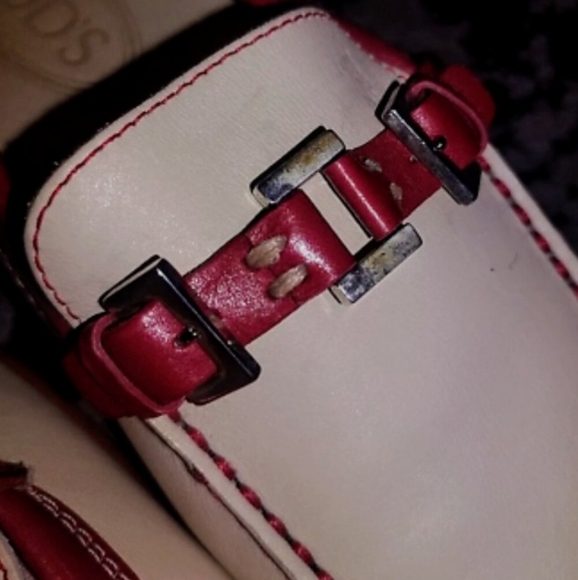 Tod's women's Gommino leather slip on driving loafers in size 36/6 - Picture 3 of 7